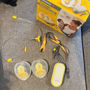 Medela Freestyle Hands Free Pump